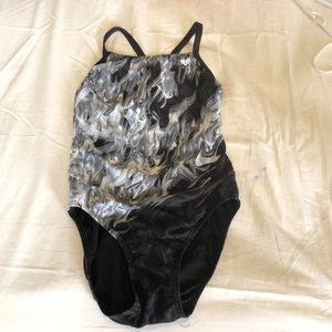 One piece TYR practice suit